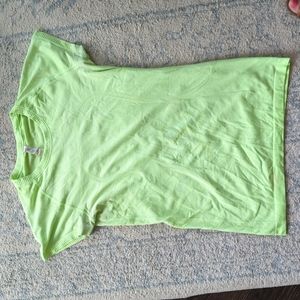 Lululemon green swiftly short sleeve top size 8
